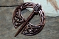 Preview: Omega Fibula with celtic Knots