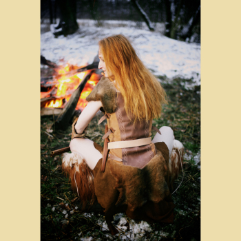 Preview: Elaborate sword and sorcery leather dress with fur, for female barbarians