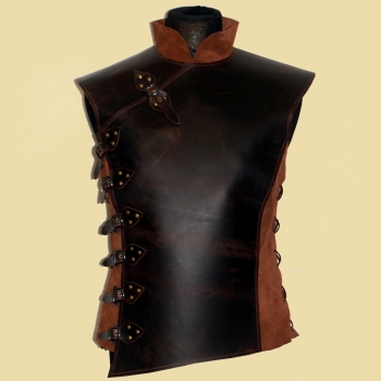 Asymetric soft leather armour