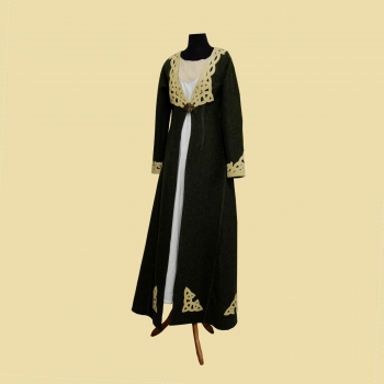 Female Viking cloak green
