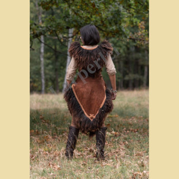 Waffenrock mit Fell für die Dame