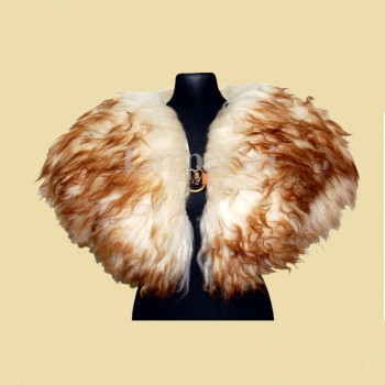 Schoulderfur with Wolfhead Closure