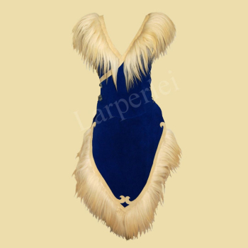 Waffenrock mit Fell für die Dame