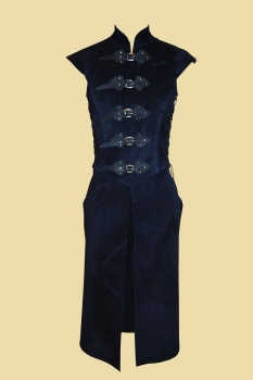 Long surcoat