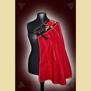 Schwarz-Roter Halbmantel mit Rosen und Stickereibordüren