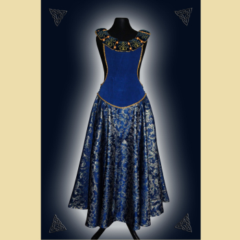 Leontines Höllenfensterkleid