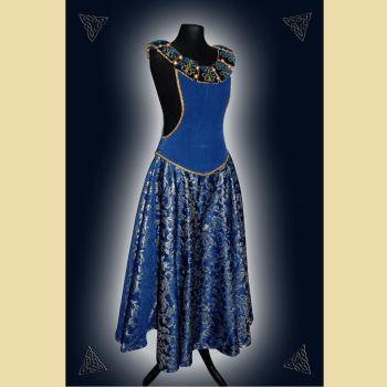 Preview: Leontines Höllenfensterkleid