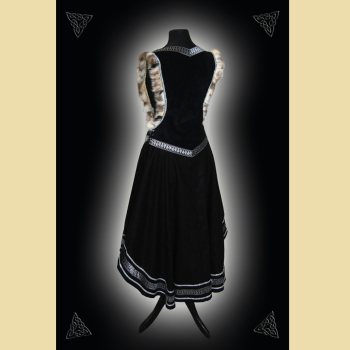 Preview: Madelines Höllenfensterkleid