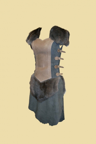 Dress with fur and leather, Barbarian