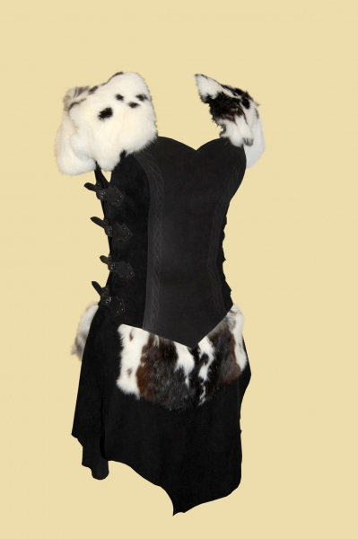 Dress with fur and leather, Barbarian