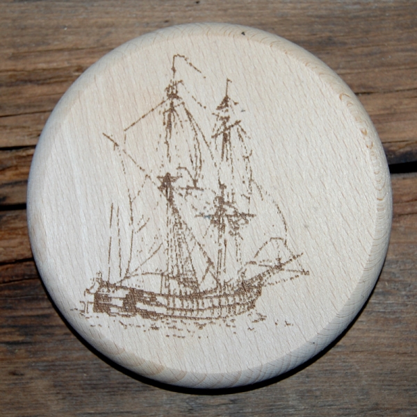 Wood cover for Glasses and Mugs - Sailing Ship
