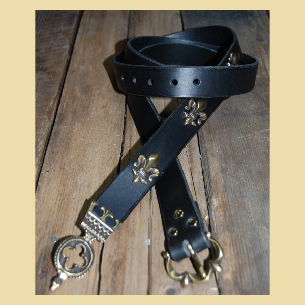 Mittelalterlicher Langgürtel