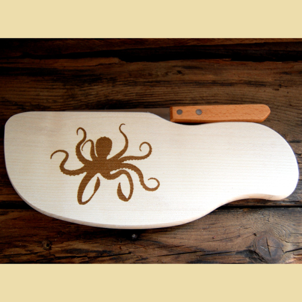 Dining board with knife slot - Kraken