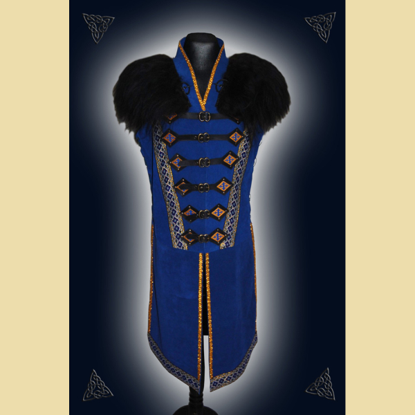 Decorated leather tunic with removable fur collar, blue