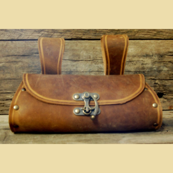 Leder Gürteltasche mit Hakenschließe