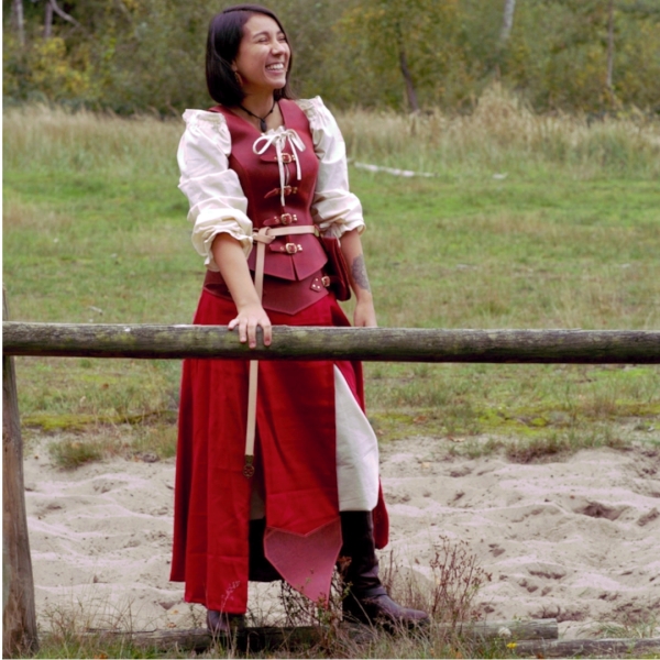 Battleskirt made of linen and leather