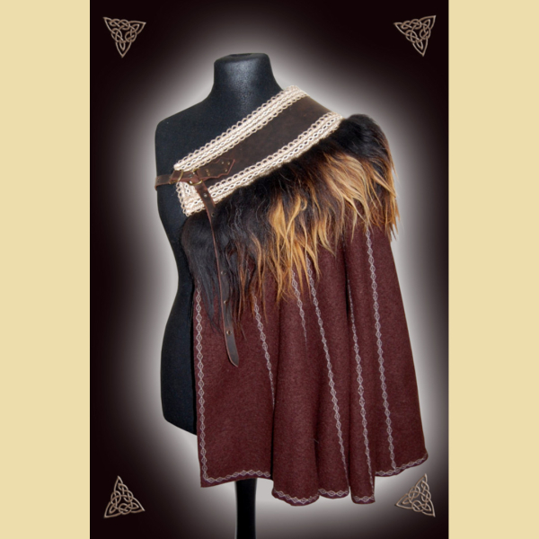 Short, brown musketeer coat, decorated with sheepskin and embroidered borders