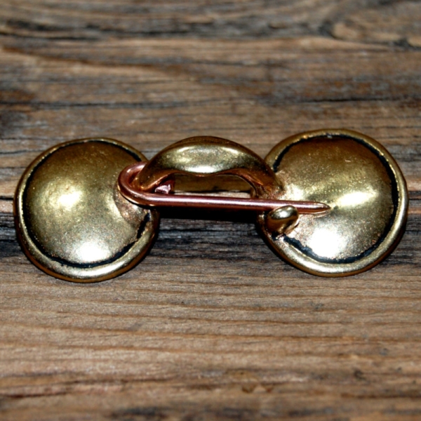 Spectacle Brooch