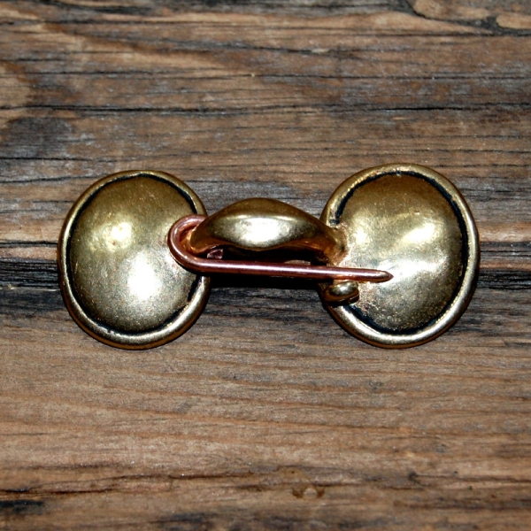 Spectacle Brooch