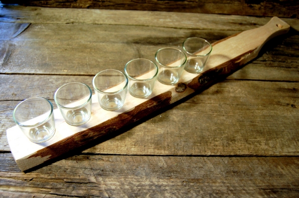 Liquor Batten with Glasses