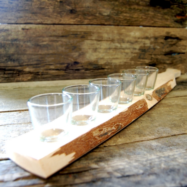 Liquor Batten with Glasses