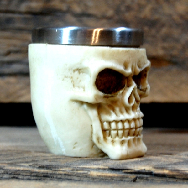 Shot glass in skull design