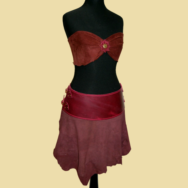 Kurzer Lederrock aus Ziegenleder