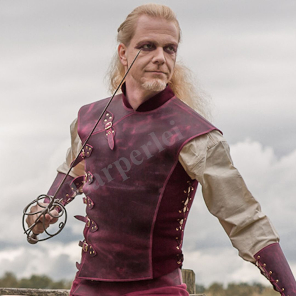 Asymetric soft leather armour