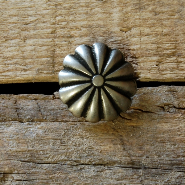 Rivet Rosette I