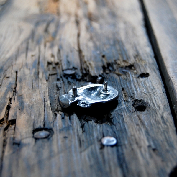 Decorative rivet skull
