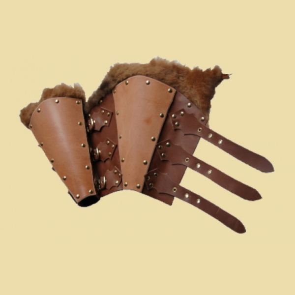 Armschienen mit Fell "Frey"