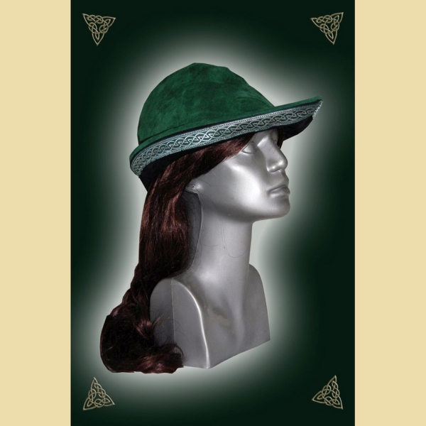 Benito's hat