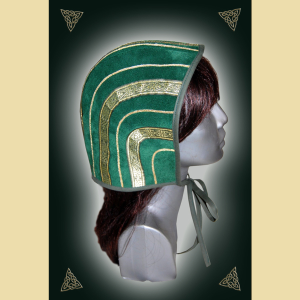 Green leather bonnet