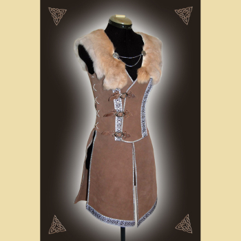 Taupe-colored leather tunic with borders and rabbit fur collar