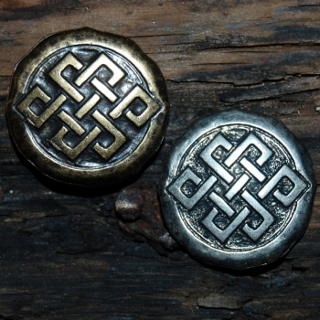 Ornament rivet angular celtic knot