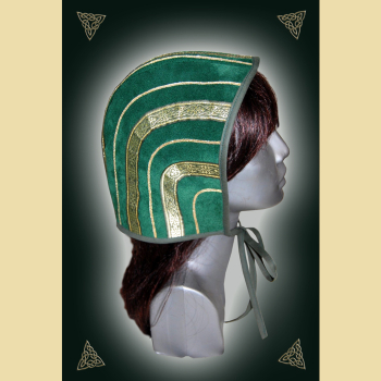 Green leather bonnet